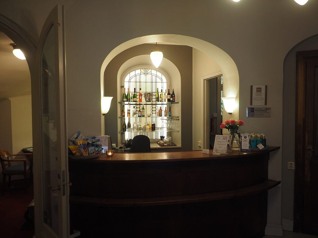 Illustratieve demofoto: Reception desk at Hotel Esplanade in Stockholm